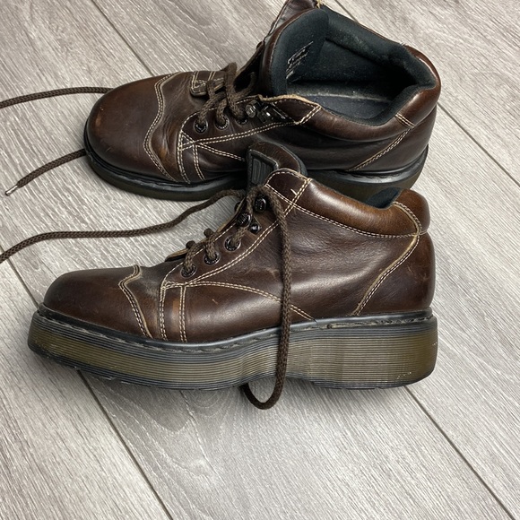 DrMartens, Men’s size 9 boots - Picture 3 of 11